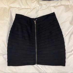 Black skirt. Black medium skirt. Medium skirt
